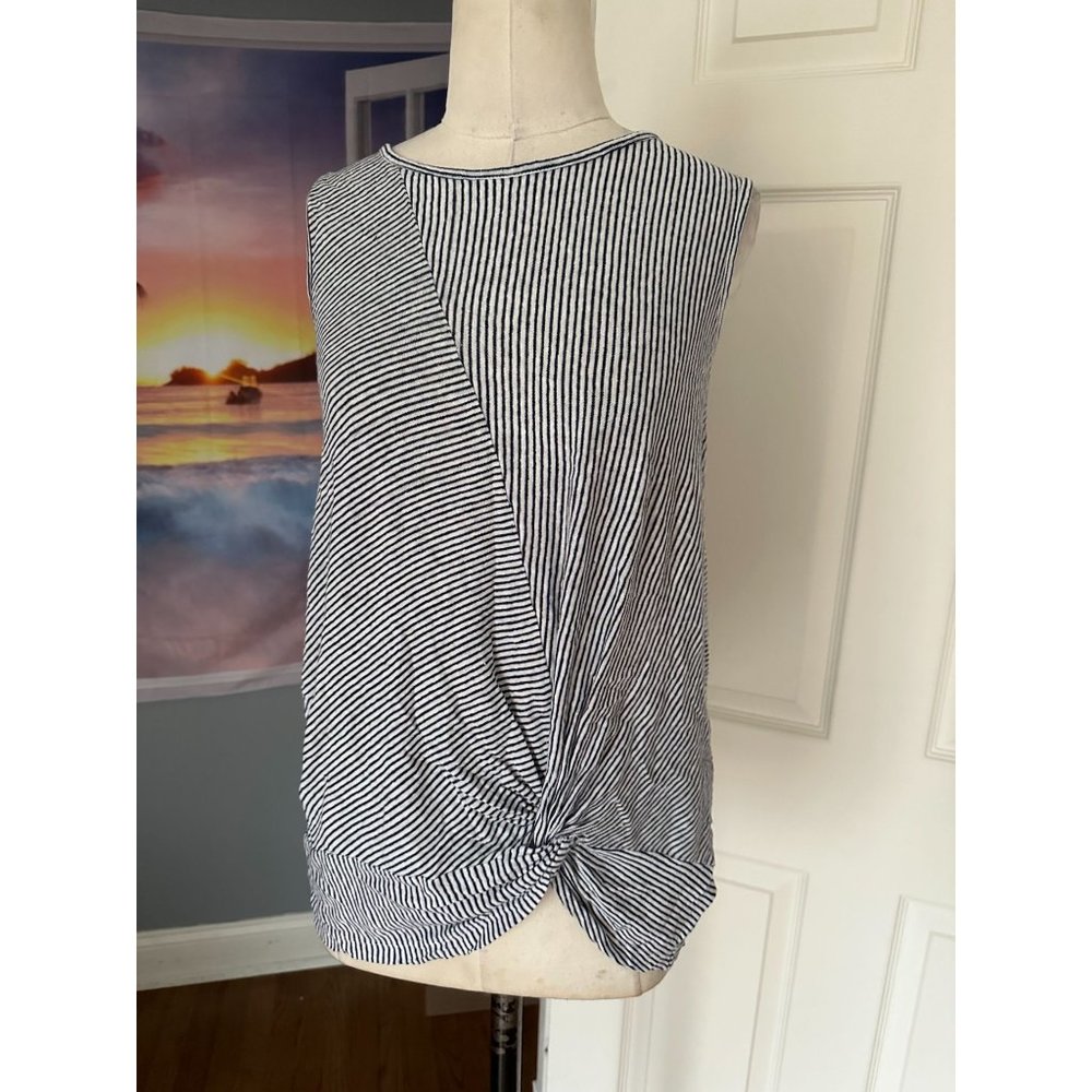 C&C California striped sleeveless top with front twist knot Small